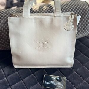 Chanel coco caviar leather tote bag